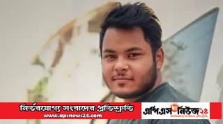 ট্রায়াল ভ্যাকসিন নিলেন আরব আমিরাত প্রবাসী আজিজ।