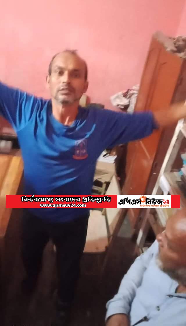 ধর্ম অবমাননাঃ লালমনিরহাটে এক ব্যক্তিকে পিটিয়ে হত্যা, মৃতদেহে আগুন