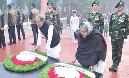 শহীদ বুদ্ধিজীবীদের প্রতি রাষ্ট্রপতি-প্রধানমন্ত্রীর শ্রদ্ধা