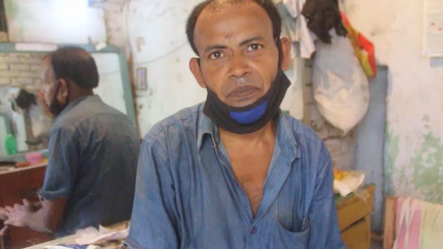 দাদা ছবি তুলে কাজ নাই পারলে আমাকে একটু সাহায্য করুন না